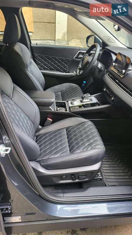 Внедорожник / Кроссовер Mitsubishi Outlander 2024 в Дергачах фото 9 Внедорожник / Кроссовер Mitsubishi Outlander 2024 в Дергачах