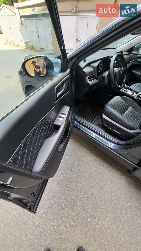 Внедорожник / Кроссовер Mitsubishi Outlander 2024 в Дергачах фото 29 Внедорожник / Кроссовер Mitsubishi Outlander 2024 в Дергачах