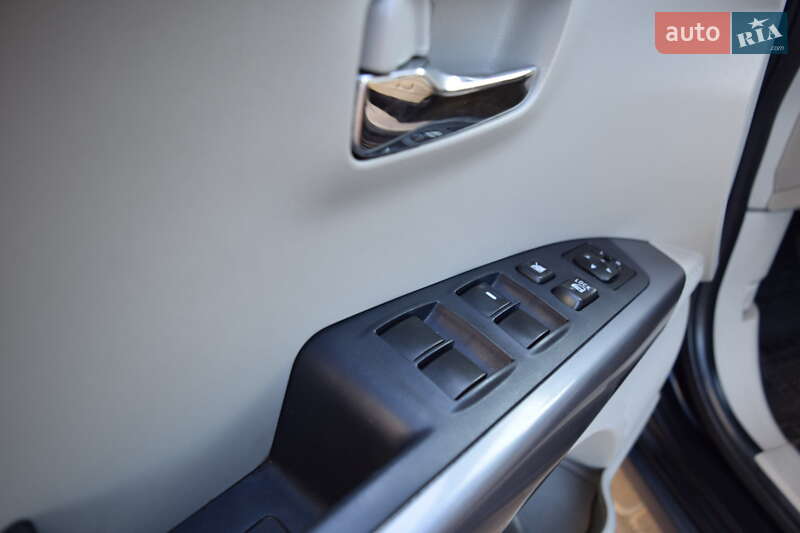 Внедорожник / Кроссовер Mitsubishi Outlander 2008 в Ивано-Франковске