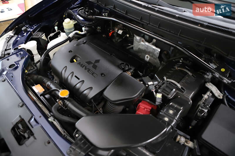 Позашляховик / Кросовер Mitsubishi Outlander 2012 в Дрогобичі