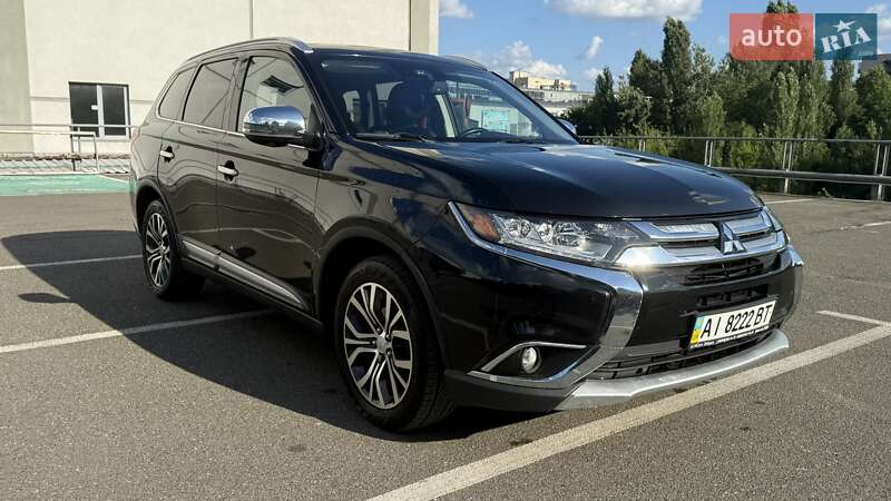Mitsubishi Outlander 2016