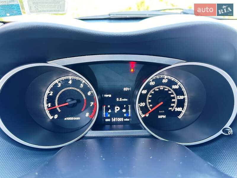 Внедорожник / Кроссовер Mitsubishi Outlander 2013 в Запорожье