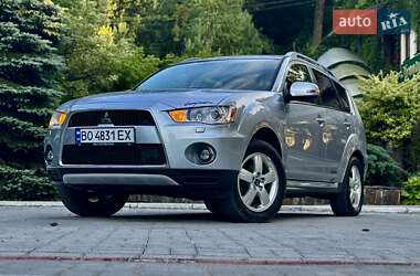 Внедорожник / Кроссовер Mitsubishi Outlander 2009 в 
