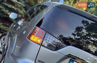 Внедорожник / Кроссовер Mitsubishi Outlander 2009 в 