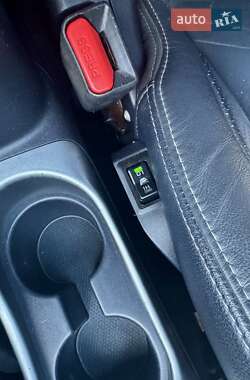 Внедорожник / Кроссовер Mitsubishi Outlander 2009 в 