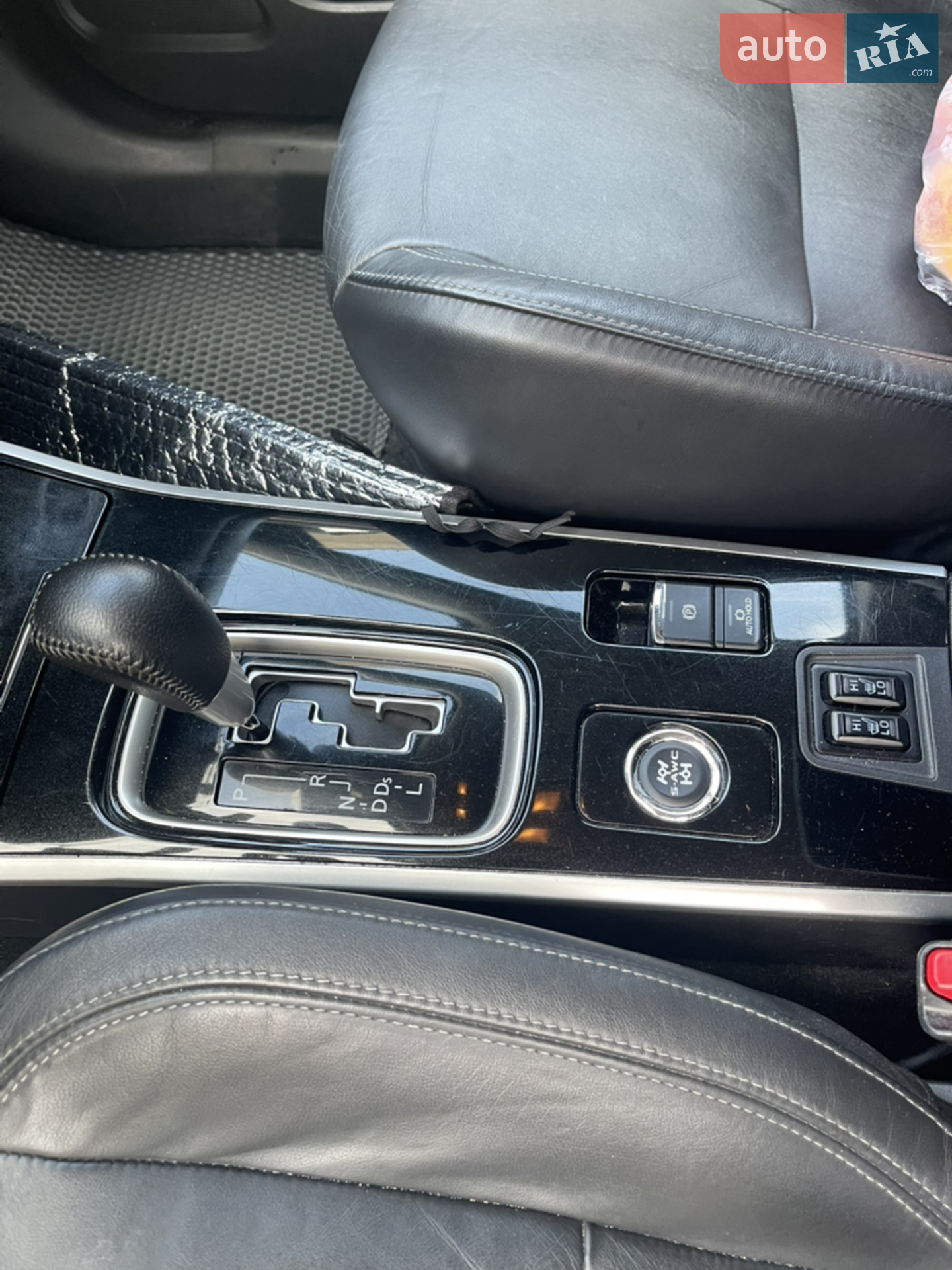 2019 Mitsubishi Outlander - мініатюра 10
