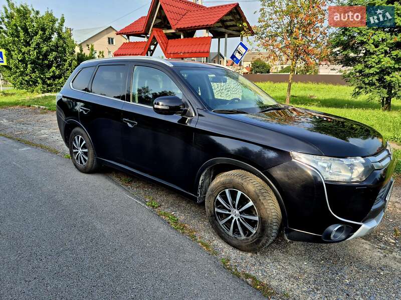 Внедорожник / Кроссовер Mitsubishi Outlander 2014 в Тернополе