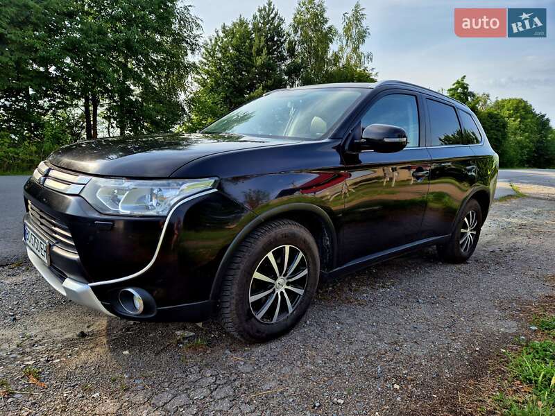 Mitsubishi Outlander 2014