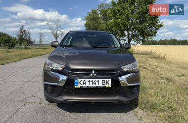 Внедорожник / Кроссовер Mitsubishi Outlander 2018 в Киеве
