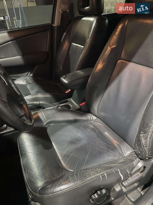 Позашляховик / Кросовер Mitsubishi Outlander 2004 в Одесі