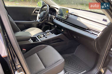 Внедорожник / Кроссовер Mitsubishi Outlander 2022 в 