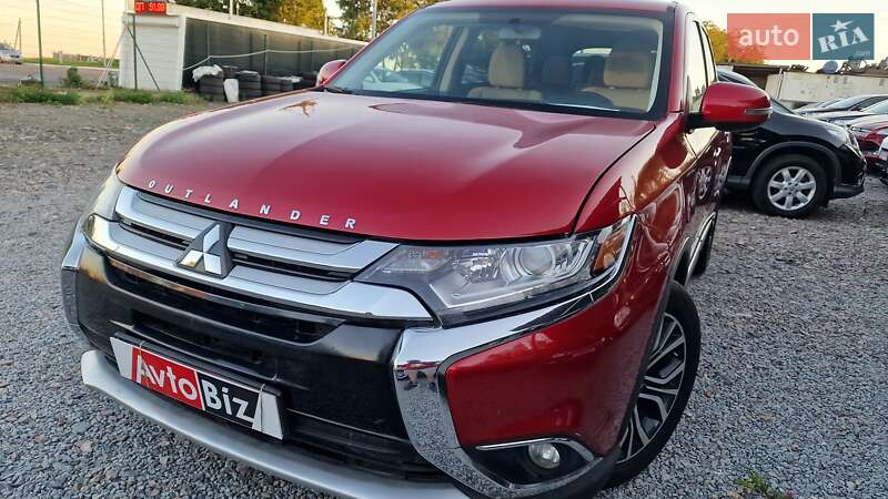 Внедорожник / Кроссовер Mitsubishi Outlander 2018 в Ровно