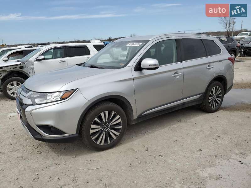 Mitsubishi Outlander 2020