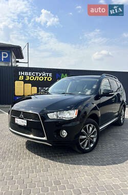 Внедорожник / Кроссовер Mitsubishi Outlander 2012 в Днепре