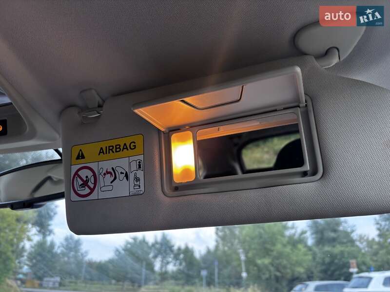 Позашляховик / Кросовер Mitsubishi Outlander 2022 в Вінниці