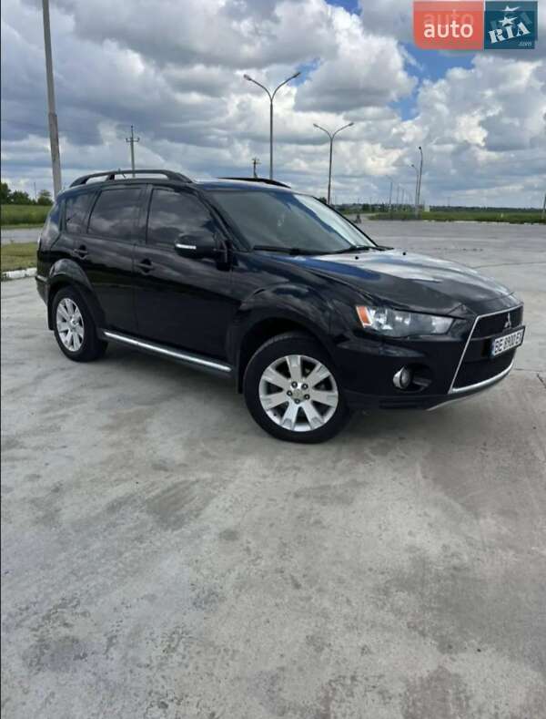 Mitsubishi Outlander 2010