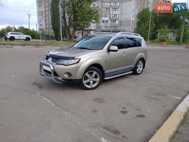 Mitsubishi Outlander 2009