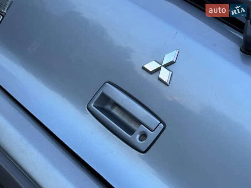 Позашляховик / Кросовер Mitsubishi Outlander 2003 в Дрогобичі фото 17 Позашляховик / Кросовер Mitsubishi Outlander 2003 в Дрогобичі