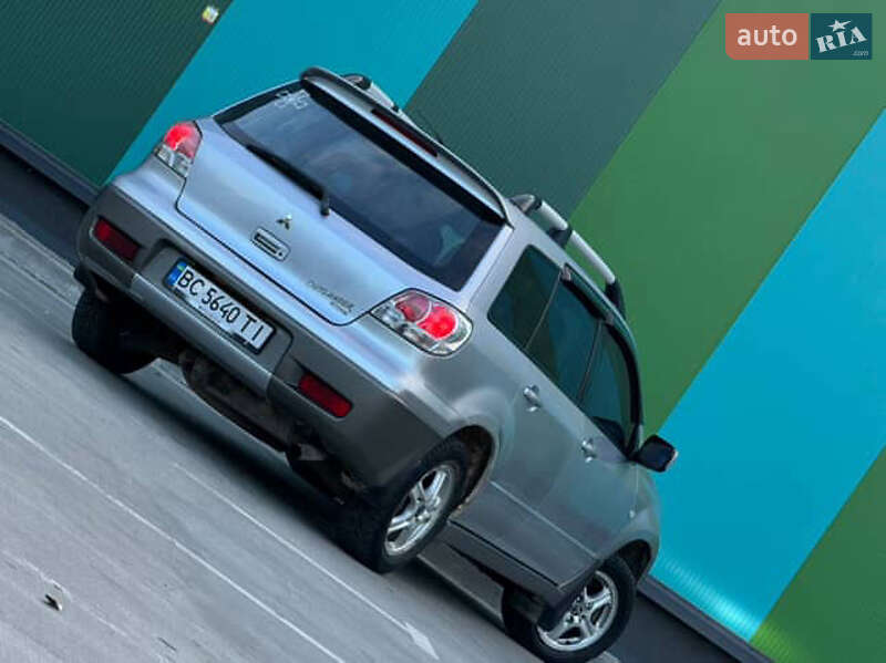Позашляховик / Кросовер Mitsubishi Outlander 2003 в Дрогобичі фото 24 Позашляховик / Кросовер Mitsubishi Outlander 2003 в Дрогобичі