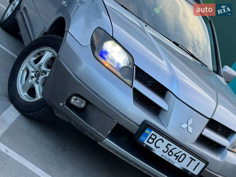 Позашляховик / Кросовер Mitsubishi Outlander 2003 в Дрогобичі фото 29 Позашляховик / Кросовер Mitsubishi Outlander 2003 в Дрогобичі