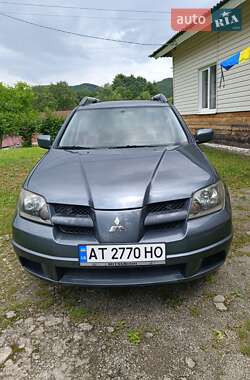 Внедорожник / Кроссовер Mitsubishi Outlander 2003 в Коломые