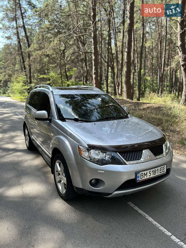 Внедорожник / Кроссовер Mitsubishi Outlander 2009 в Ахтырке