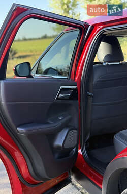 Внедорожник / Кроссовер Mitsubishi Outlander 2023 в 