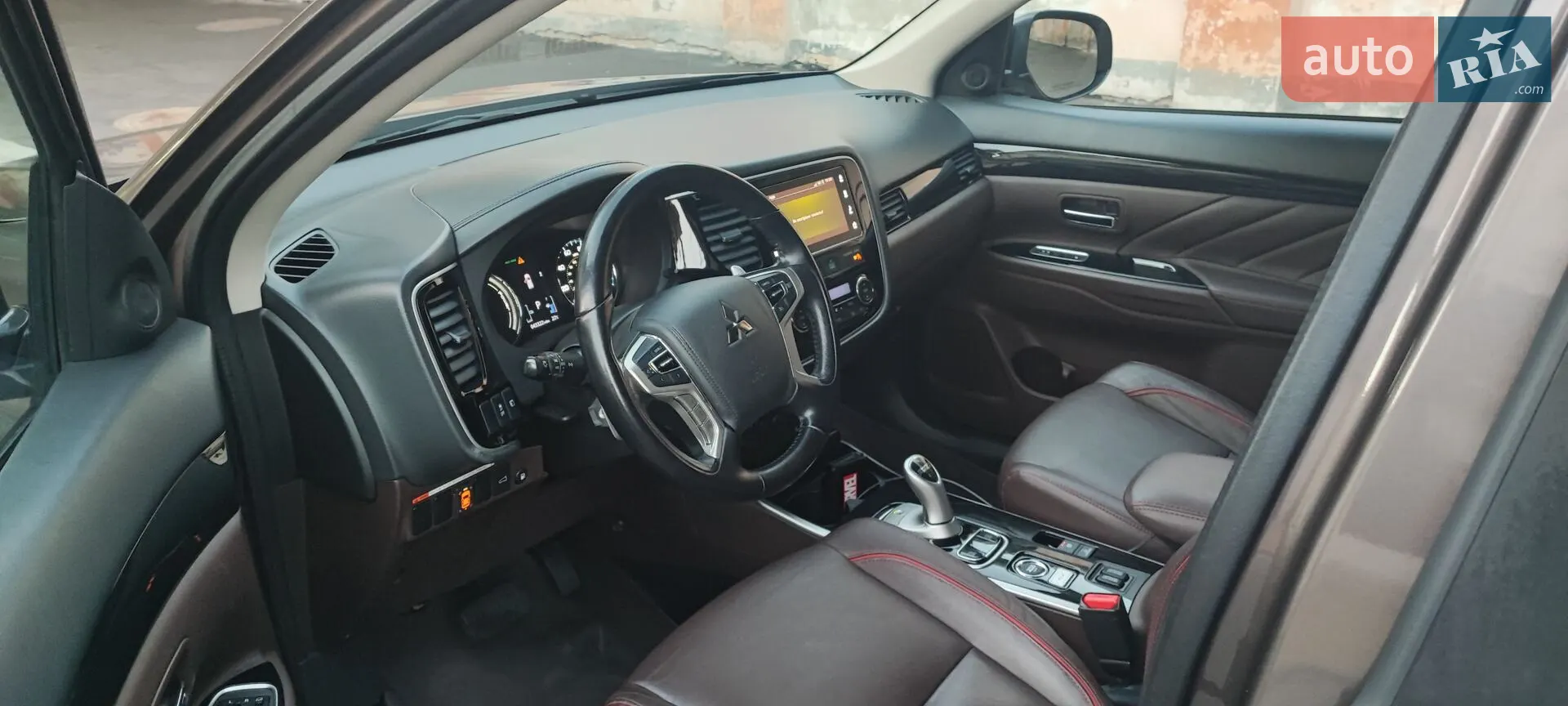2018 Mitsubishi Outlander - мініатюра 15