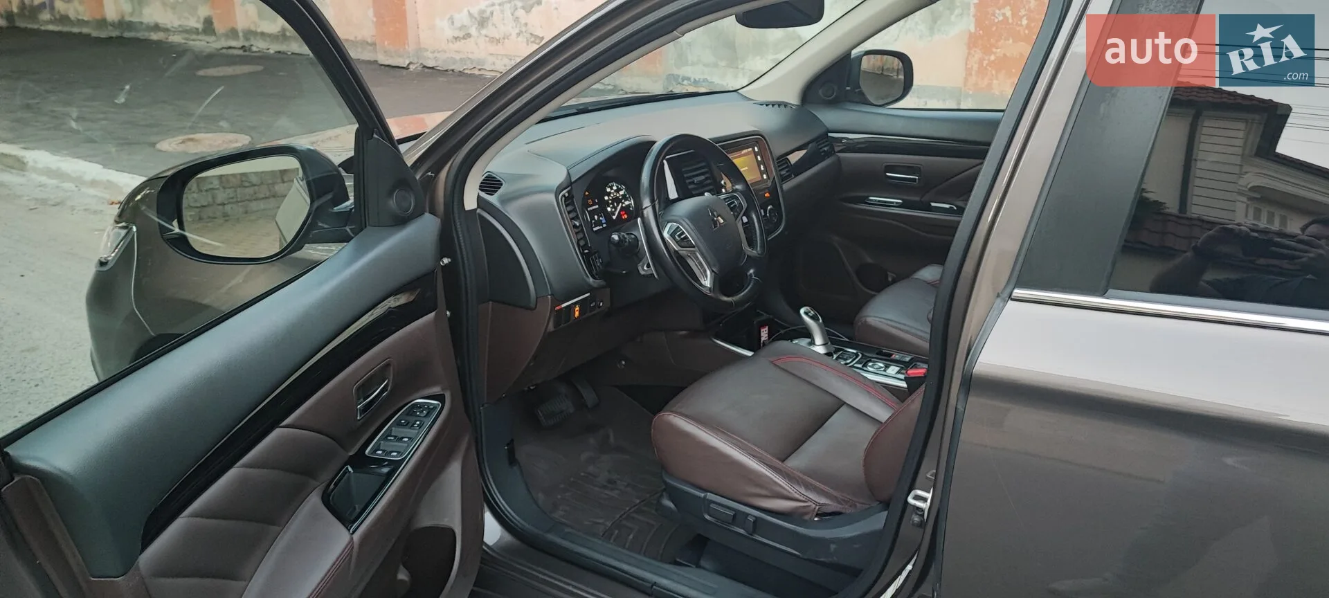 2018 Mitsubishi Outlander - мініатюра 16