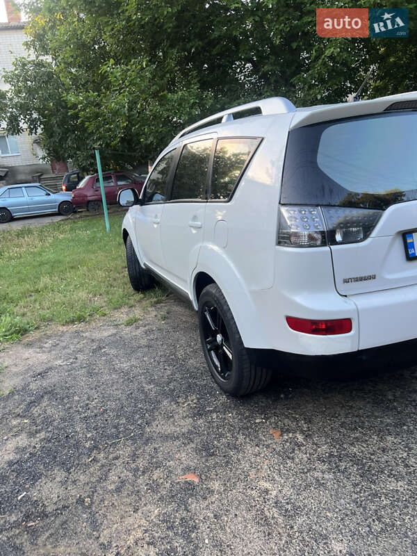 Внедорожник / Кроссовер Mitsubishi Outlander 2008 в Ладыжине фото 14 Внедорожник / Кроссовер Mitsubishi Outlander 2008 в Ладыжине