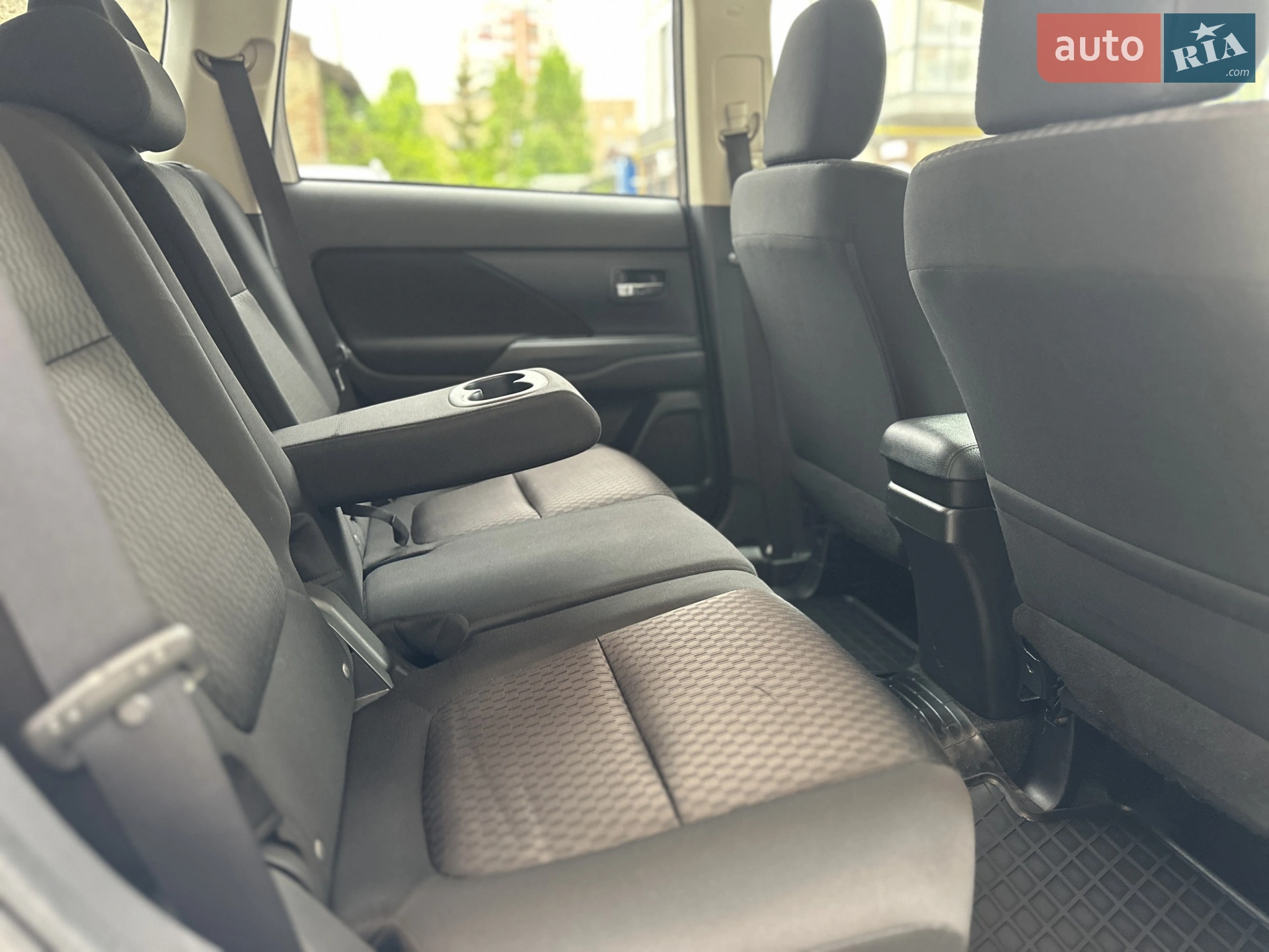 2013 Mitsubishi Outlander - мініатюра 28