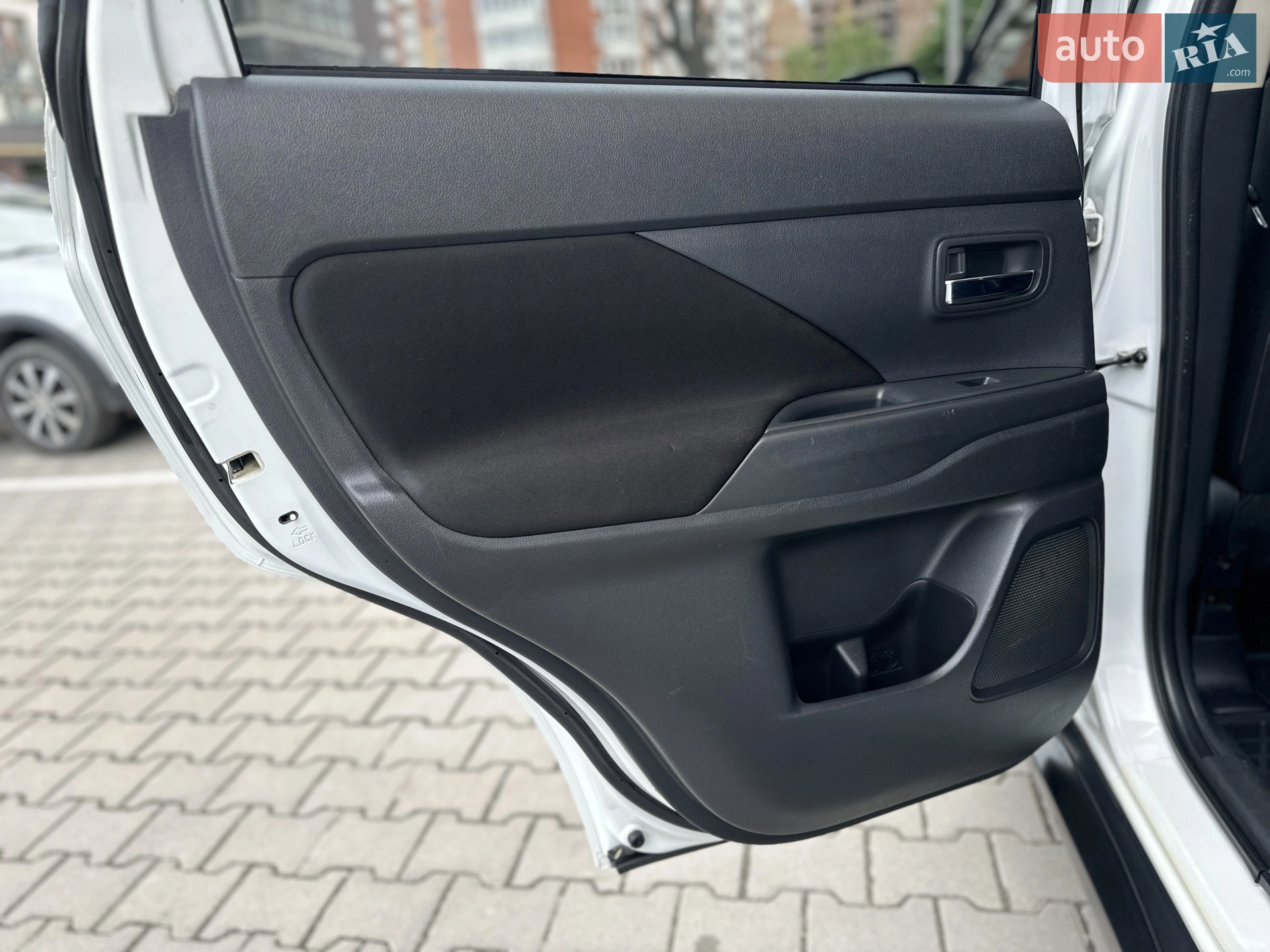 2013 Mitsubishi Outlander - мініатюра 26