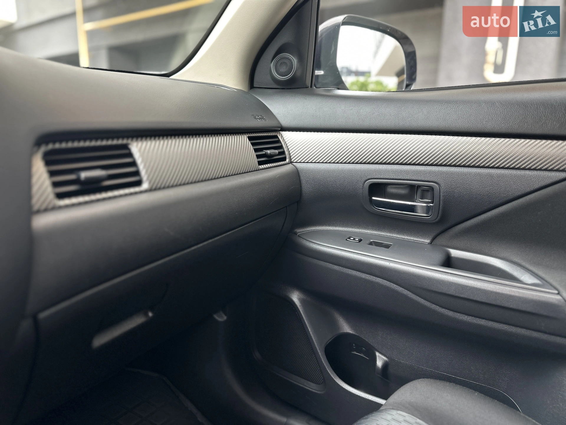 2013 Mitsubishi Outlander - мініатюра 63