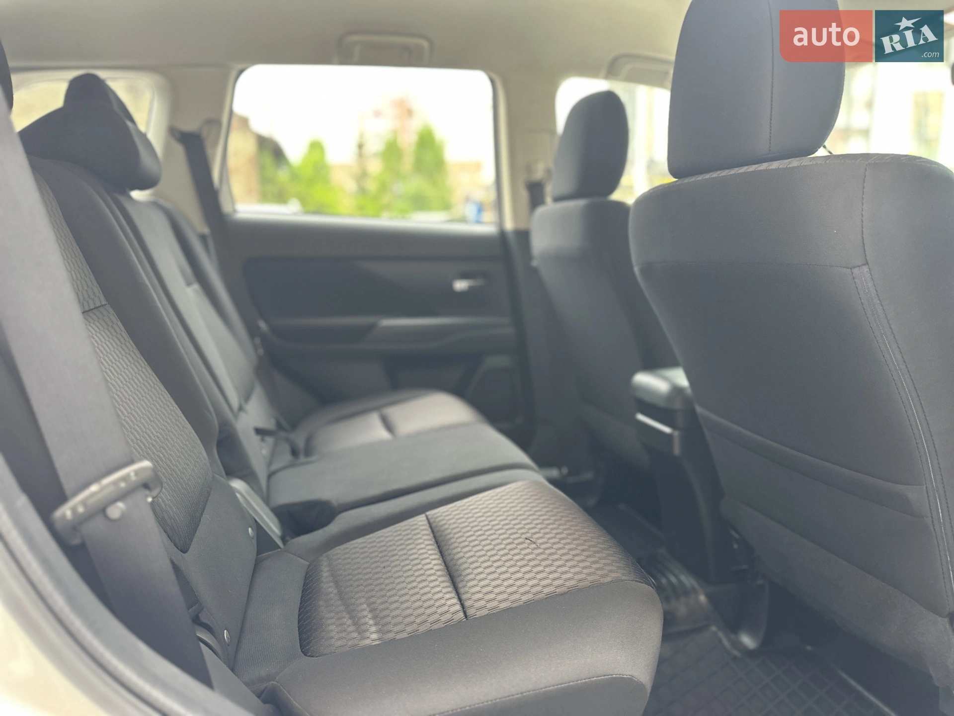 2013 Mitsubishi Outlander - мініатюра 76