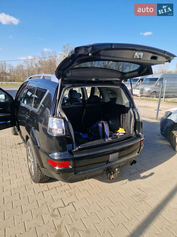 Внедорожник / Кроссовер Mitsubishi Outlander 2009 в Тернополе