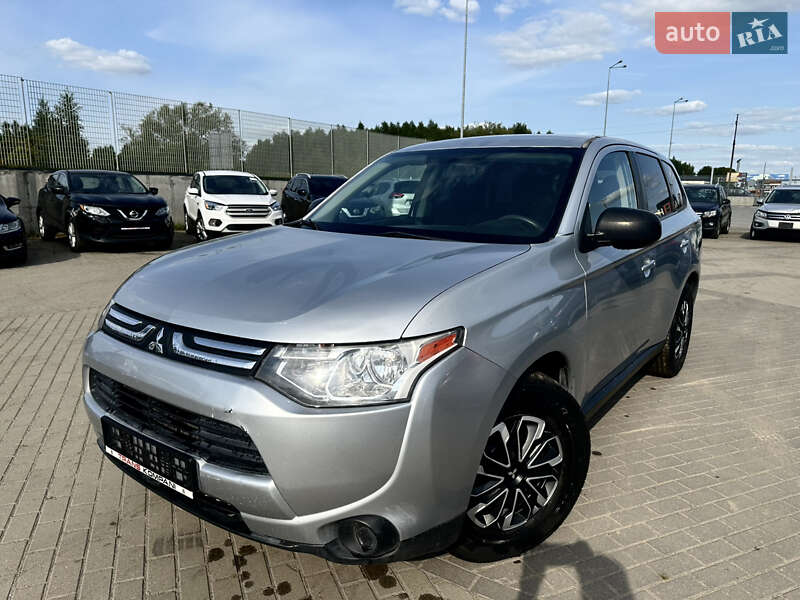Mitsubishi Outlander 2014