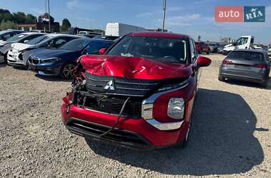 Позашляховик / Кросовер Mitsubishi Outlander 2022 в Львові