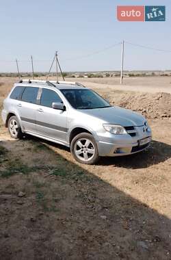 Внедорожник / Кроссовер Mitsubishi Outlander 2008 в 