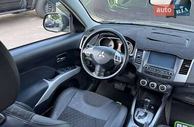 Внедорожник / Кроссовер Mitsubishi Outlander 2008 в 