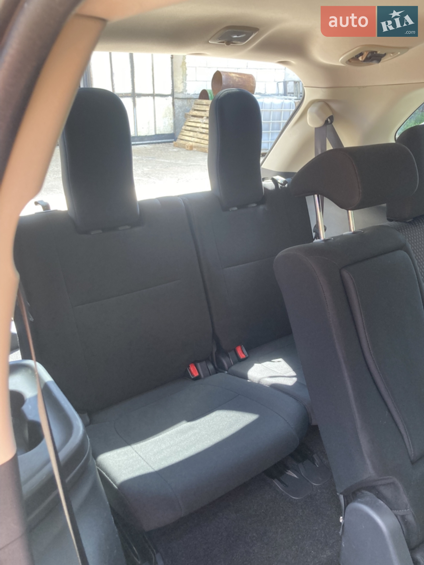 2017 Mitsubishi Outlander - мініатюра 14