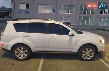 Внедорожник / Кроссовер Mitsubishi Outlander 2010 в Запорожье