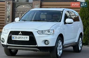 Внедорожник / Кроссовер Mitsubishi Outlander 2011 в 