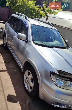 Внедорожник / Кроссовер Mitsubishi Outlander 2008 в 