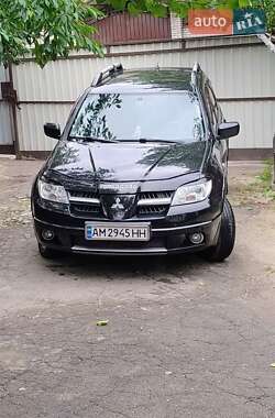 Позашляховик / Кросовер Mitsubishi Outlander 2009 в Житомирі