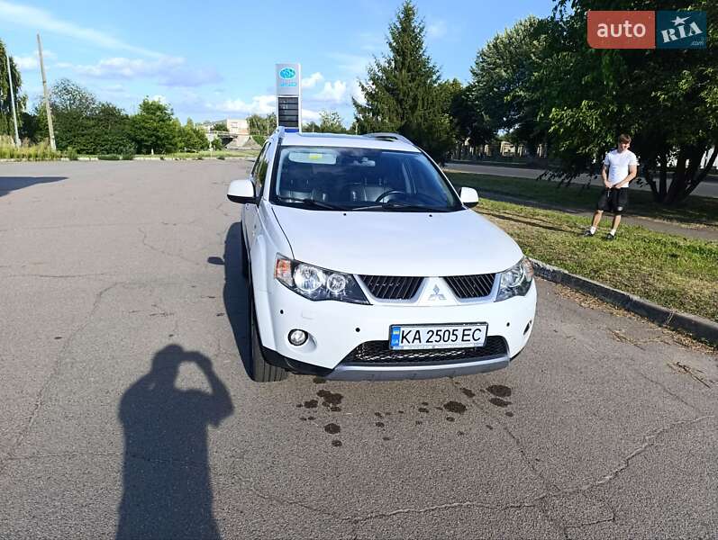 Mitsubishi Outlander 2008