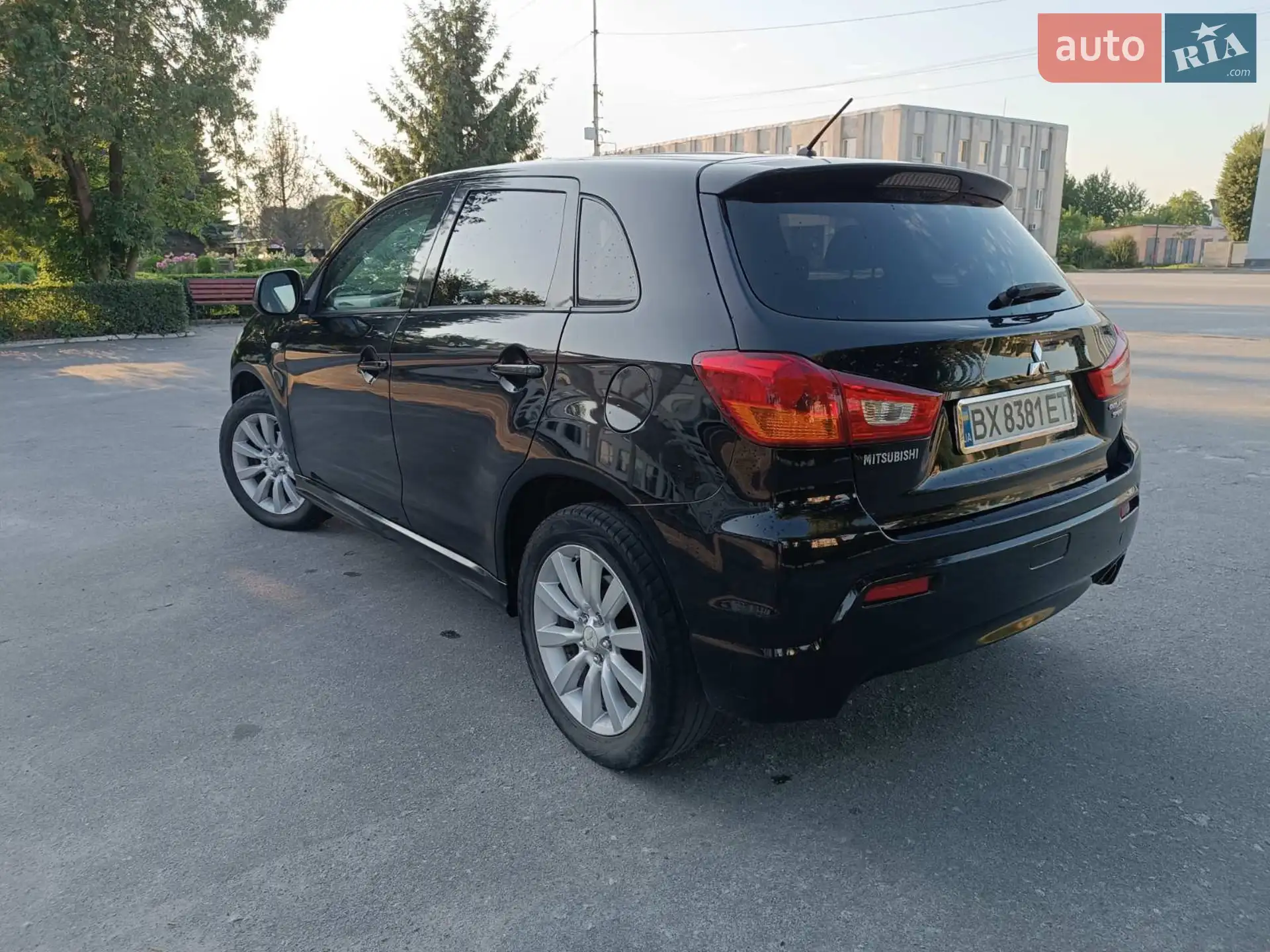 2010 Mitsubishi Outlander - мініатюра 6