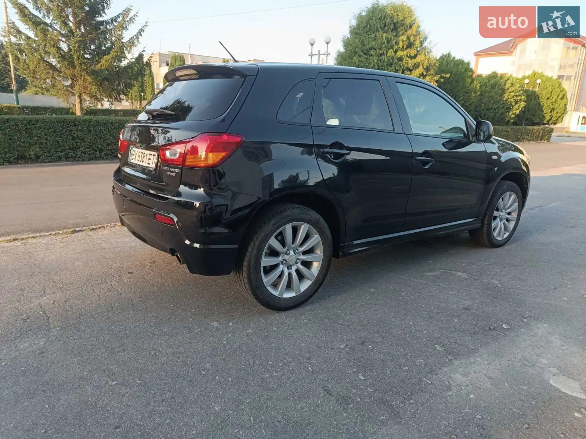 2010 Mitsubishi Outlander - мініатюра 20