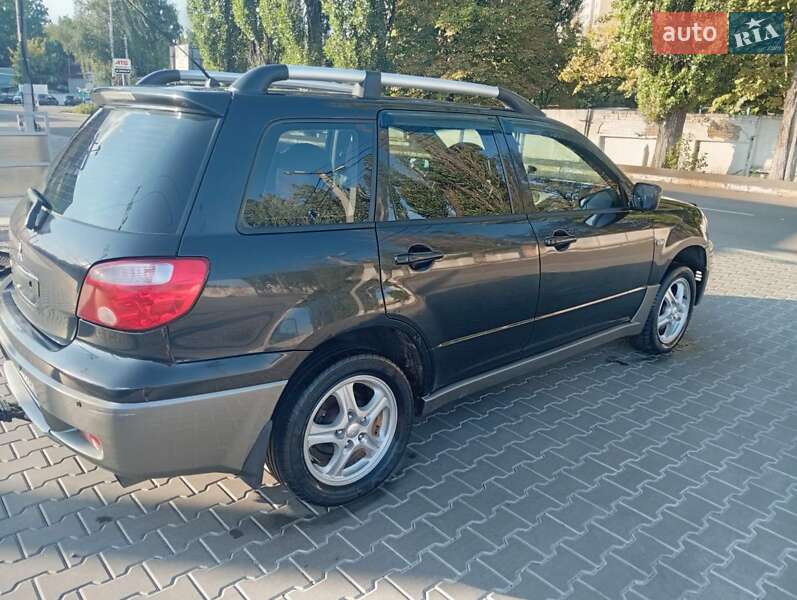 Позашляховик / Кросовер Mitsubishi Outlander 2005 в Коцюбинському