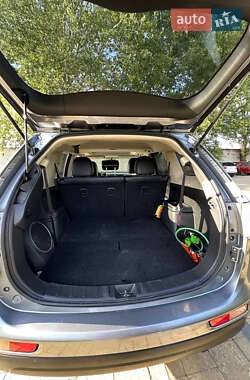 Внедорожник / Кроссовер Mitsubishi Outlander 2013 в 