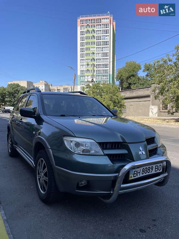 Позашляховик / Кросовер Mitsubishi Outlander 2006 в Одесі фото 2 Позашляховик / Кросовер Mitsubishi Outlander 2006 в Одесі